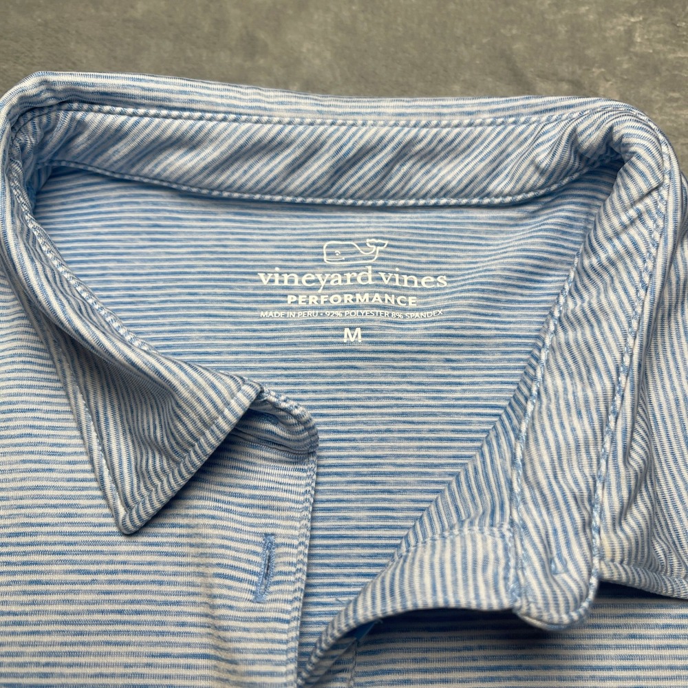 Vineyard Vines Women's Size‎ M Polo Shirt Blue Stripe Short Sleeve - Picture 3 of 5